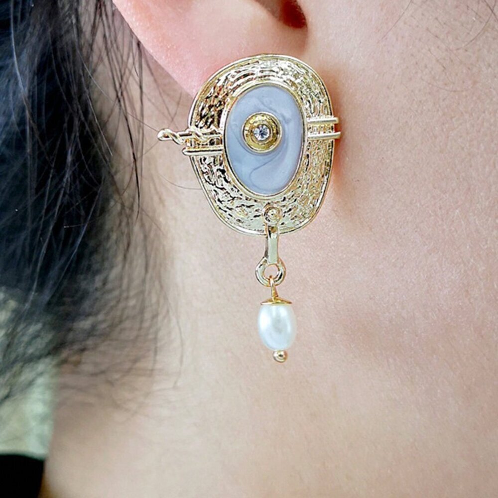 Multicolor Classic Women's Elegant Faux Pearls Earrings